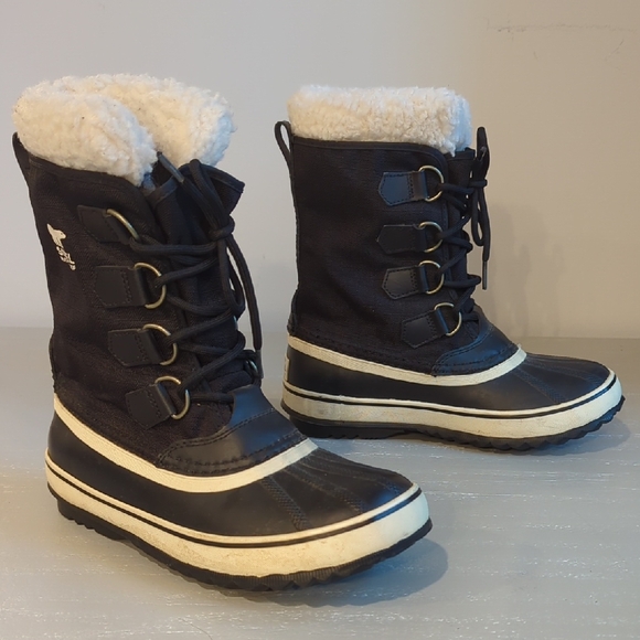SOREL Women's‎ Winter Carnival Waterproof Boot Black size 6 - Picture 1 of 9